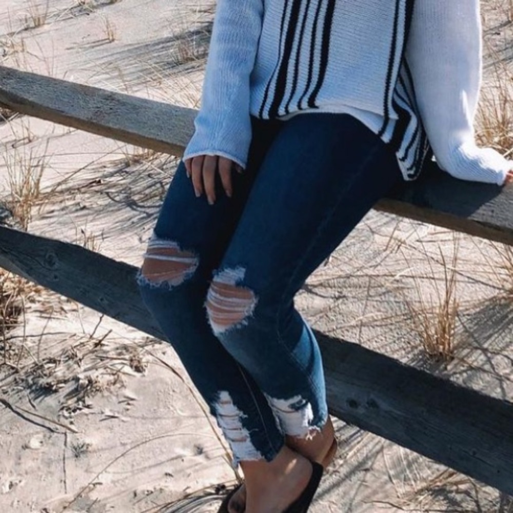 American Eagle skinny jeans